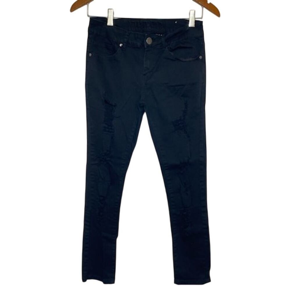VIP Jeans Women’s Distressed Black Jeans • Size 7/8 • 25” Inseam